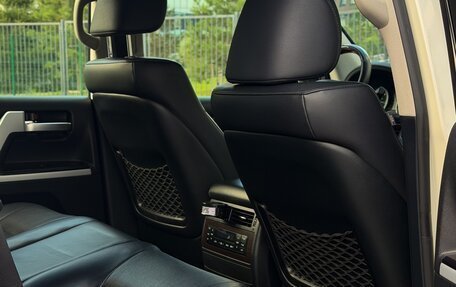 Toyota Land Cruiser 200, 2015 год, 5 200 000 рублей, 31 фотография