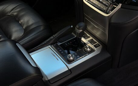 Toyota Land Cruiser 200, 2015 год, 5 200 000 рублей, 26 фотография