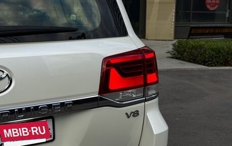 Toyota Land Cruiser 200, 2015 год, 5 200 000 рублей, 14 фотография
