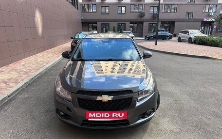 Chevrolet Cruze II, 2011 год, 685 000 рублей, 2 фотография