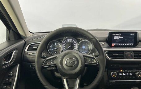 Mazda 6, 2016 год, 1 850 000 рублей, 17 фотография
