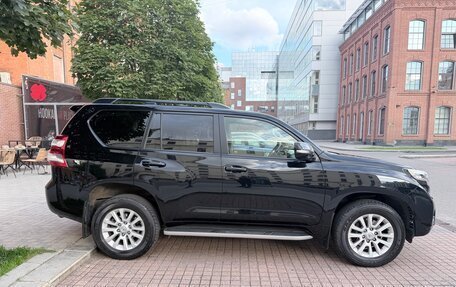 Toyota Land Cruiser Prado 150 рестайлинг 2, 2016 год, 4 600 000 рублей, 5 фотография