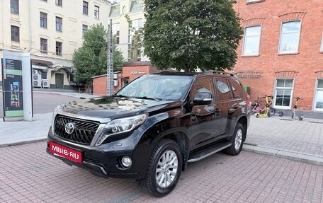 Toyota Land Cruiser Prado 150 рестайлинг 2, 2016 год, 4 600 000 рублей, 3 фотография