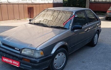 Mazda 323, 1988 год, 130 000 рублей, 3 фотография