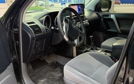 Toyota Land Cruiser Prado 150 рестайлинг 2, 2012 год, 3 350 000 рублей, 11 фотография