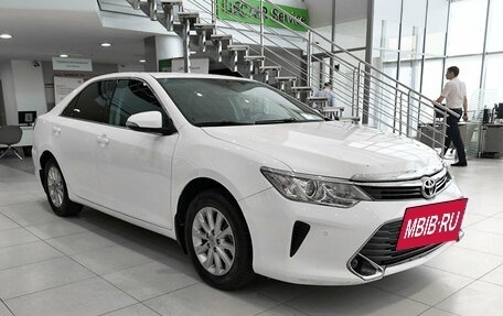 Toyota Camry, 2015 год, 1 600 000 рублей, 3 фотография