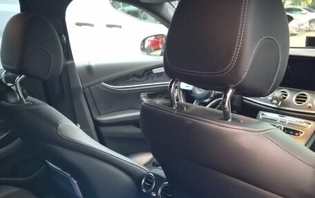Mercedes-Benz E-Класс, 2018 год, 3 400 000 рублей, 7 фотография