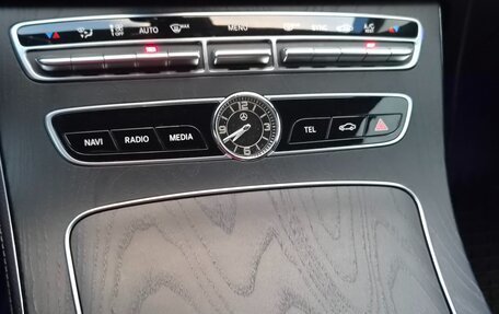 Mercedes-Benz E-Класс, 2018 год, 3 400 000 рублей, 18 фотография