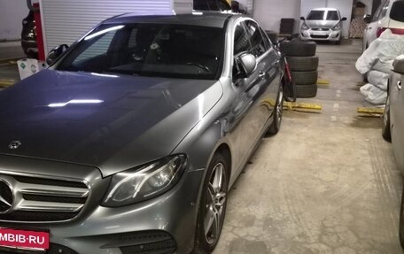 Mercedes-Benz E-Класс, 2018 год, 3 400 000 рублей, 22 фотография