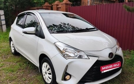 Toyota Vitz, 2019 год, 979 000 рублей, 4 фотография