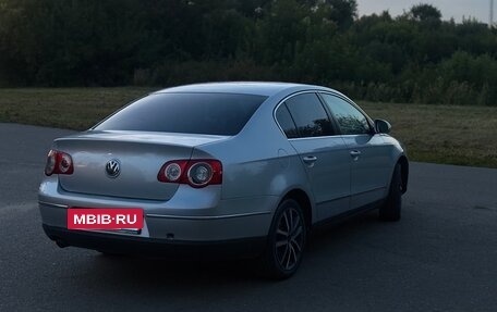 Volkswagen Passat B6, 2006 год, 550 000 рублей, 3 фотография