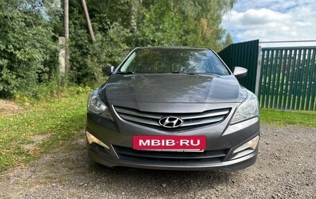 Hyundai Solaris II рестайлинг, 2015 год, 1 150 000 рублей, 3 фотография