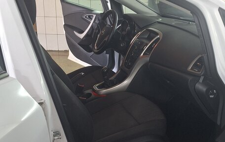 Opel Astra J, 2012 год, 649 000 рублей, 16 фотография