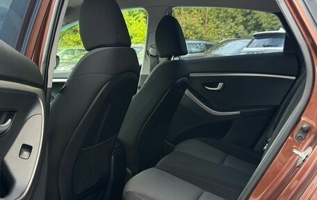 Hyundai i30 II рестайлинг, 2012 год, 999 000 рублей, 12 фотография