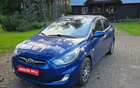Hyundai Solaris II рестайлинг, 2012 год, 460 000 рублей, 1 фотография