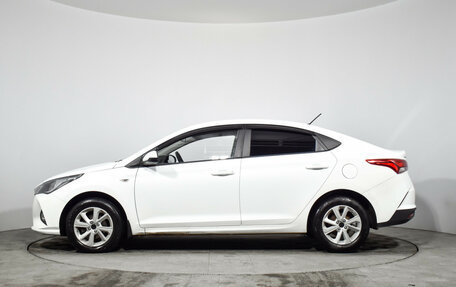 Hyundai Solaris II рестайлинг, 2021 год, 1 100 000 рублей, 8 фотография