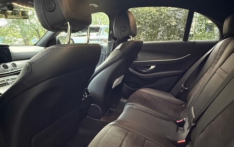 Mercedes-Benz E-Класс, 2018 год, 2 950 000 рублей, 7 фотография