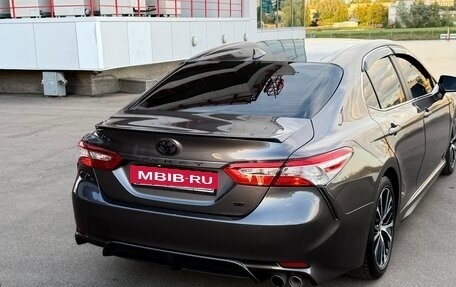Toyota Camry, 2020 год, 2 150 000 рублей, 3 фотография