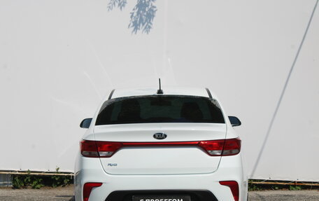 KIA Rio IV, 2018 год, 990 000 рублей, 5 фотография