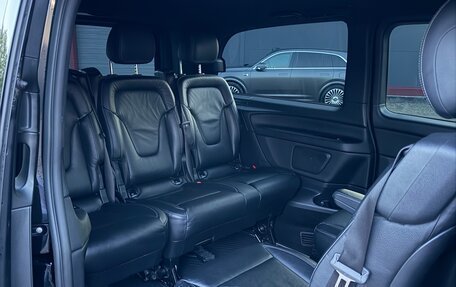 Mercedes-Benz V-Класс, 2018 год, 3 750 000 рублей, 9 фотография