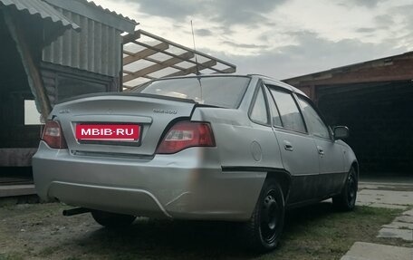 Daewoo Nexia I рестайлинг, 2011 год, 100 000 рублей, 4 фотография