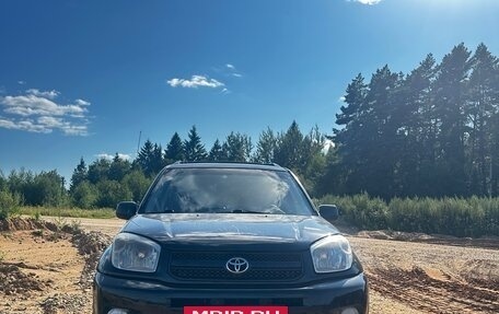 Toyota RAV4, 2004 год, 680 000 рублей, 9 фотография