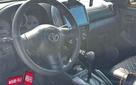 Toyota RAV4, 2004 год, 680 000 рублей, 2 фотография