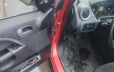 Ford Fiesta, 2006 год, 225 000 рублей, 26 фотография