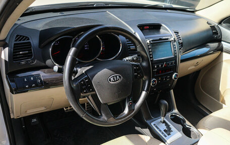 KIA Sorento II рестайлинг, 2011 год, 1 500 000 рублей, 13 фотография