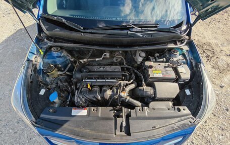 Hyundai Solaris II рестайлинг, 2015 год, 990 000 рублей, 30 фотография