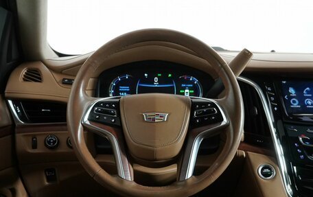 Cadillac Escalade IV, 2016 год, 3 790 000 рублей, 19 фотография