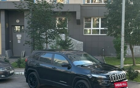 Jeep Cherokee, 2014 год, 1 750 000 рублей, 2 фотография