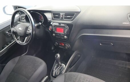 KIA Rio III рестайлинг, 2013 год, 879 800 рублей, 5 фотография