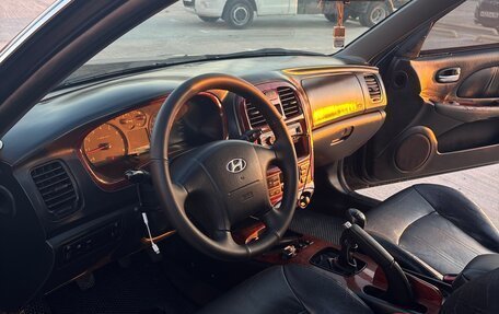 Hyundai Sonata IV рестайлинг, 2005 год, 450 000 рублей, 15 фотография