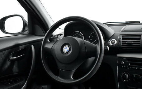 BMW 1 серия, 2011 год, 990 000 рублей, 15 фотография