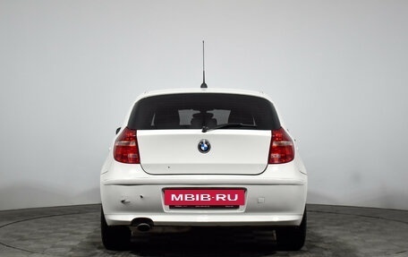 BMW 1 серия, 2011 год, 990 000 рублей, 6 фотография