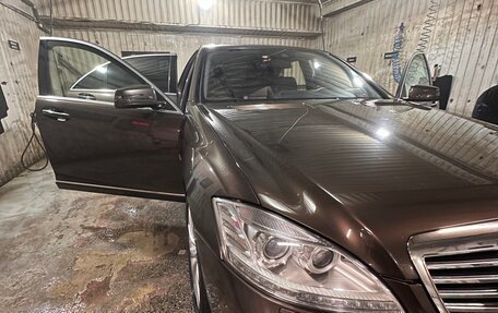 Mercedes-Benz S-Класс, 2011 год, 3 300 000 рублей, 30 фотография