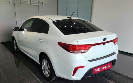KIA Rio IV, 2018 год, 969 000 рублей, 11 фотография