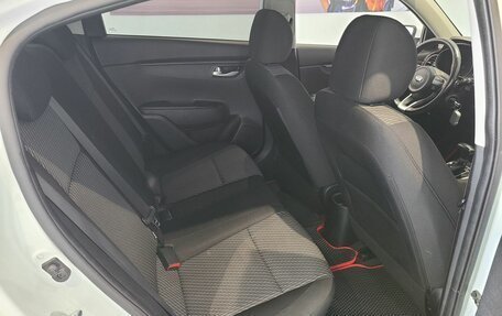 KIA Rio IV, 2018 год, 969 000 рублей, 27 фотография