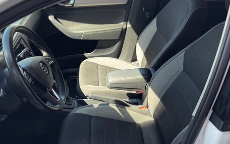 Skoda Rapid I, 2018 год, 1 250 000 рублей, 21 фотография