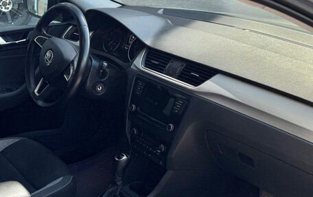 Skoda Rapid I, 2018 год, 1 250 000 рублей, 23 фотография