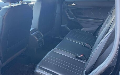 Volkswagen Tiguan II, 2021 год, 4 200 000 рублей, 12 фотография