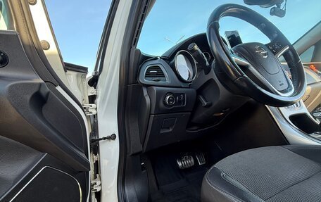 Opel Astra J, 2011 год, 780 000 рублей, 10 фотография