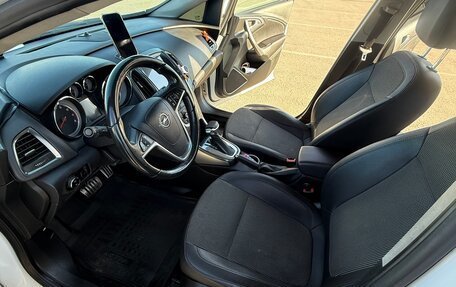 Opel Astra J, 2011 год, 780 000 рублей, 12 фотография