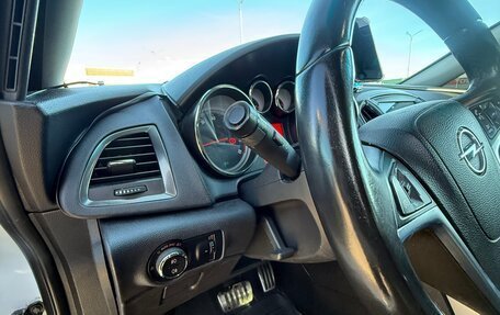 Opel Astra J, 2011 год, 780 000 рублей, 18 фотография