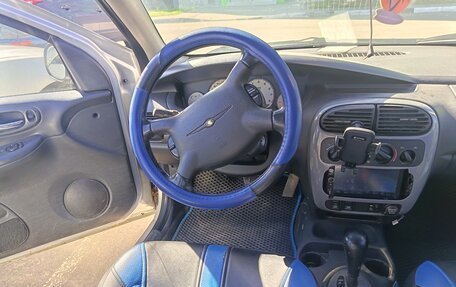Chrysler Neon II, 2001 год, 250 000 рублей, 18 фотография