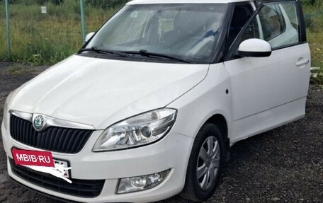 Skoda Fabia II, 2011 год, 425 000 рублей, 1 фотография