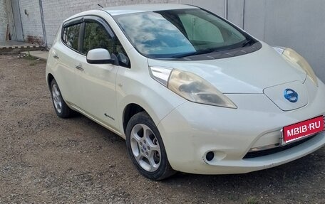 Nissan Leaf I, 2011 год, 590 000 рублей, 1 фотография