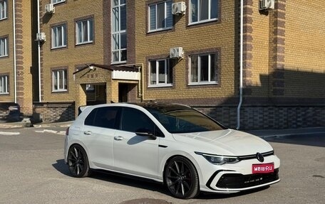 Volkswagen Golf VIII, 2022 год, 2 650 000 рублей, 1 фотография
