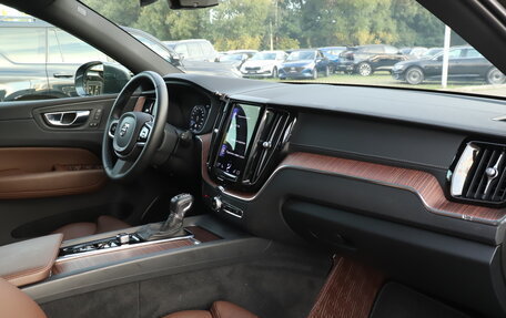 Volvo XC60 II, 2020 год, 4 990 000 рублей, 9 фотография